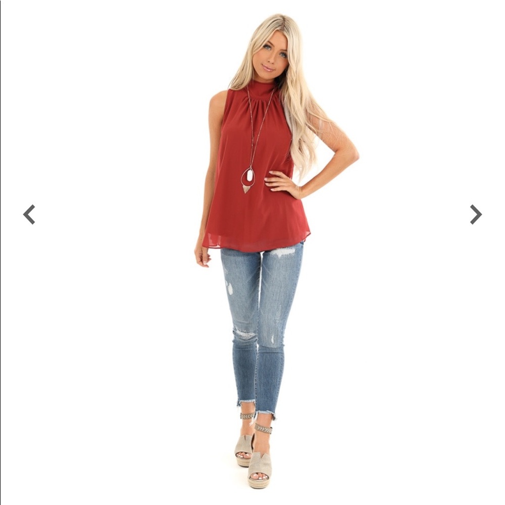 Entro Boutique Sleeveless NWT